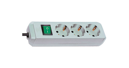 Удлинитель 1.5м (3 роз., 3.3кВт, с/з, выкл., ПВС) светло-серый Brennenstuhl Eco-Line