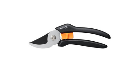 Секатор плоскостной FISKARS Solid P121
