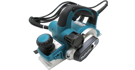 Рубанок электрический MAKITA KP 0810 C в кор.