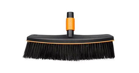 Щетка универсальная 38-18,5см QuikFit FISKARS