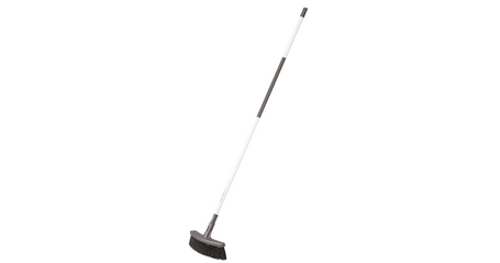 Метла облегченная FISKARS
