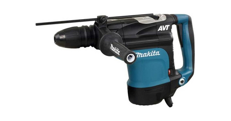 Перфоратор MAKITA HR 4511 C в чем.